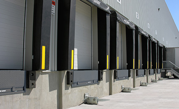 garage door, garage doors, openers, garage doors niagara, ON, door repair and service, tnc, tnc mobile maintenance, niagara, on, golden horseshoe garage doors